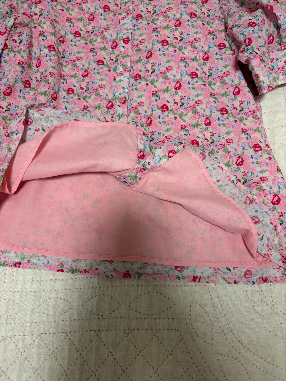 Tuckernuck Pink Floral Ruffle Collar Blouse. Fully lined. - Picture 5 of 6